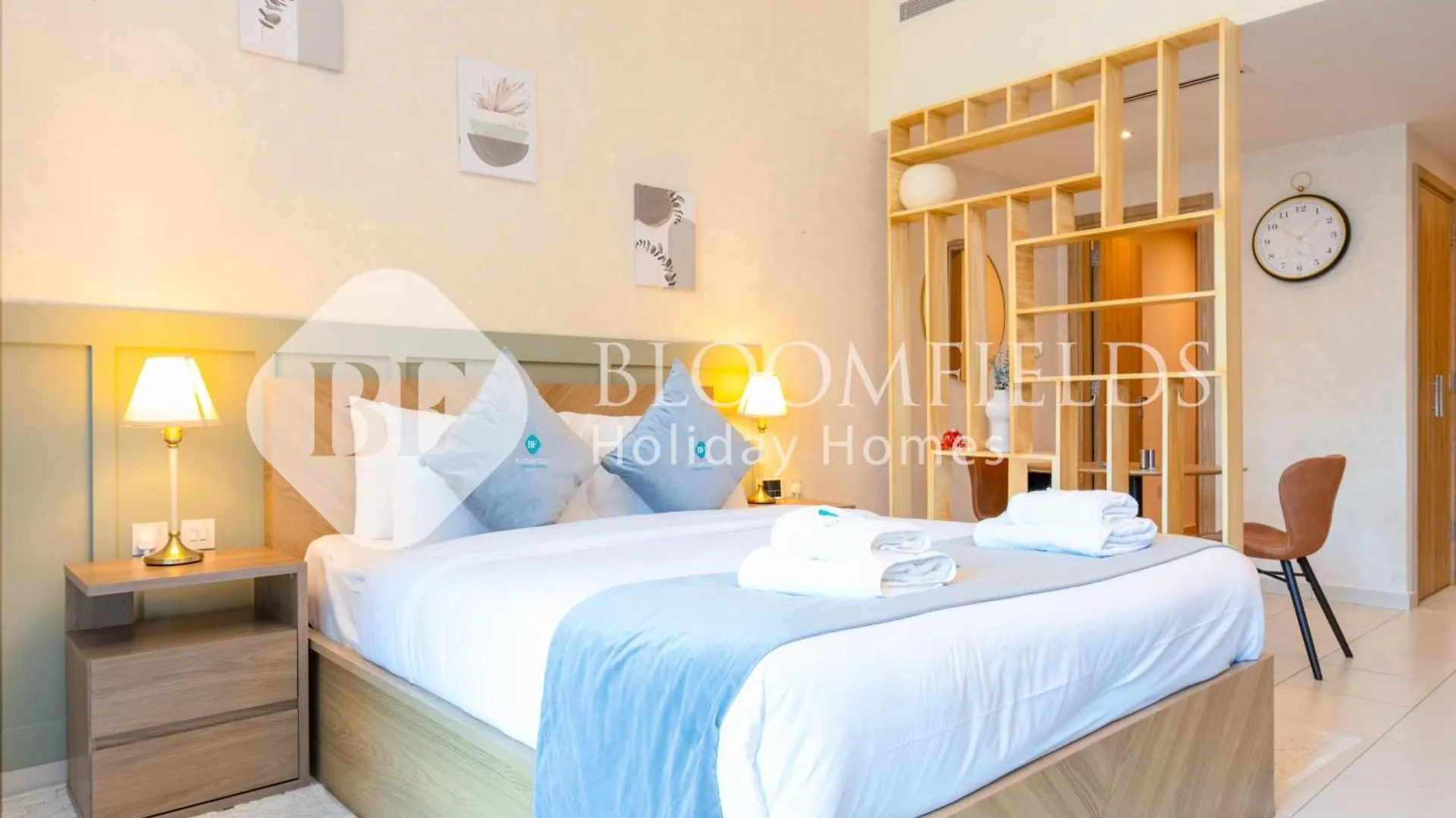 Bloomfields Magnificent Studio Bay Square Dubai United Arab Emirates