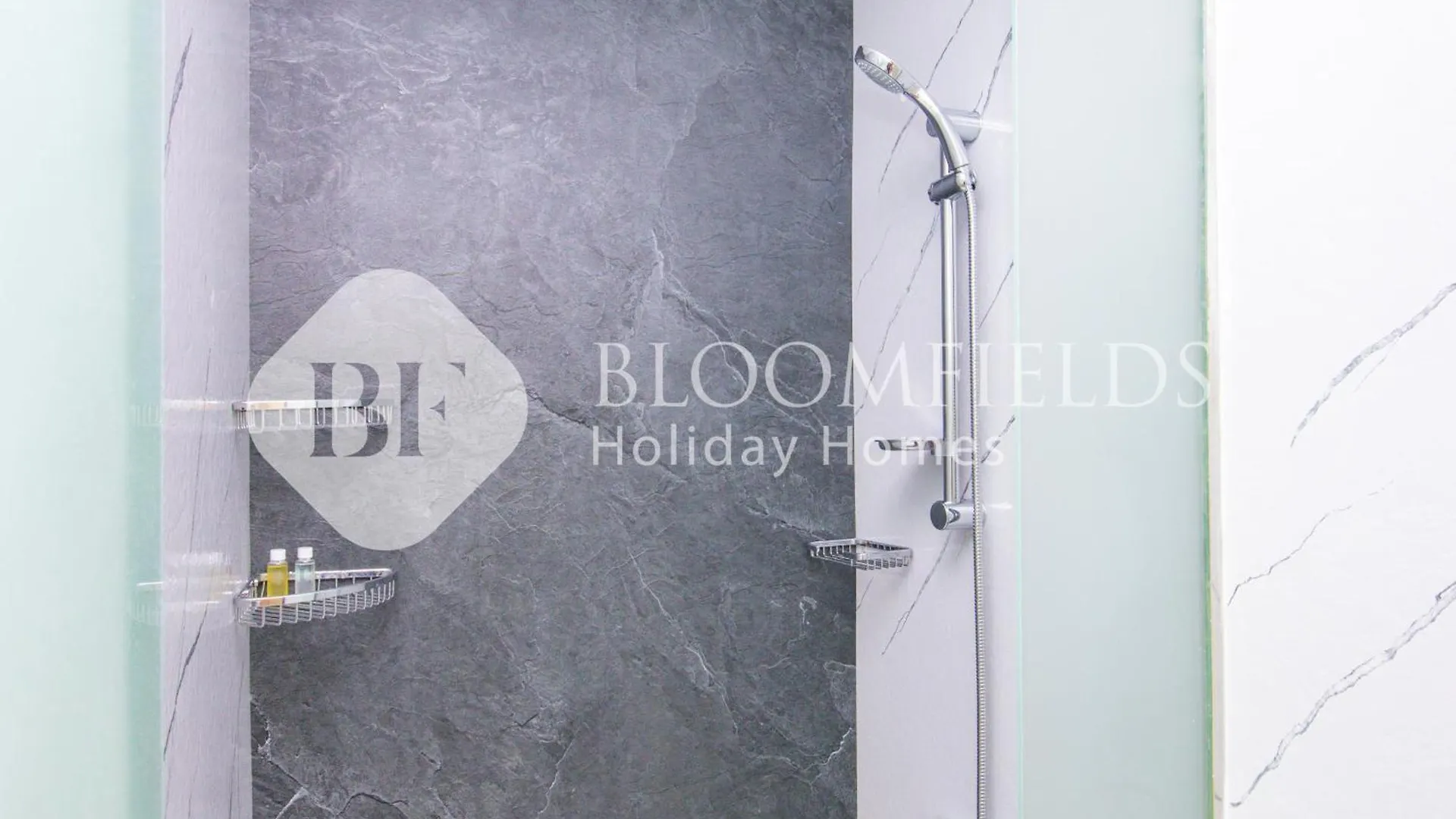 Apartment Bloomfields Magnificent Studio Bay Square Dubai